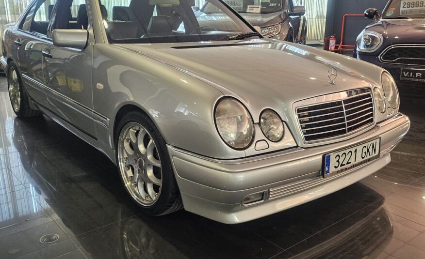 MERCEDES-BENZ E420 6.0-32V BRABUS