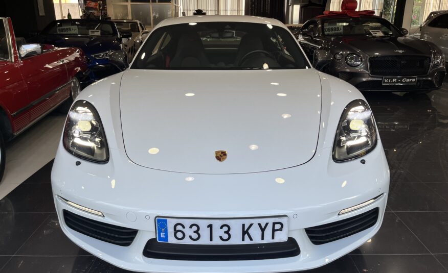 Porsche 718 Cayman T PDK