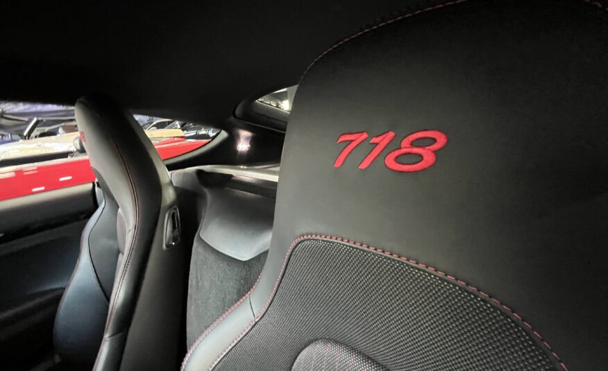 Porsche 718 Cayman T PDK