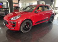 PORSCHE MACAN GTS