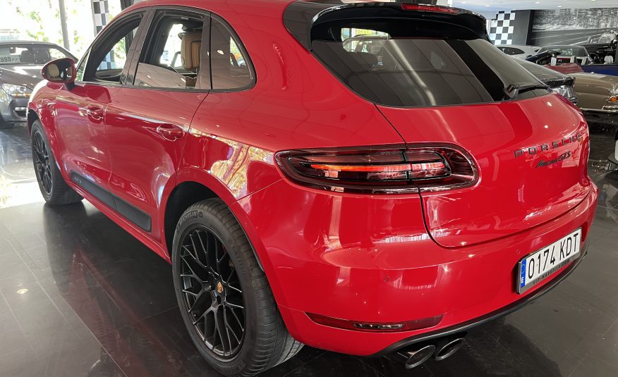 PORSCHE MACAN GTS