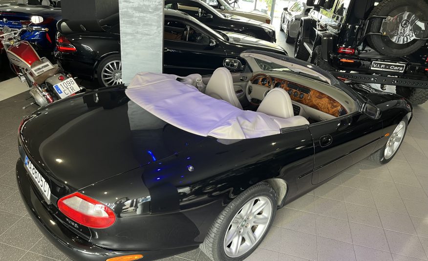 JAGUAR XK V8 CABRIO