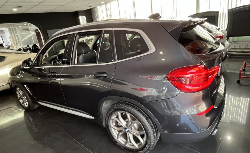 BMW X3 20D X-LINE X-DRIVE